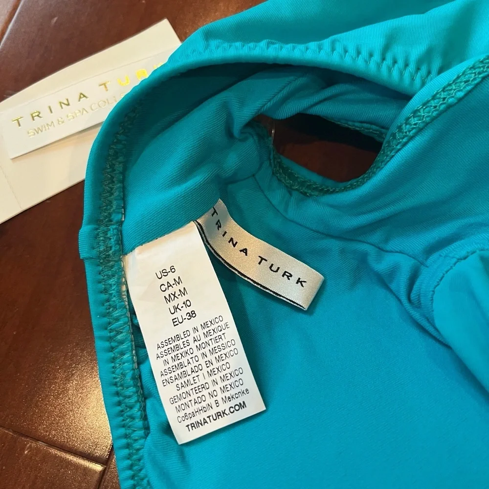 New NWT Trina Turk Swim & Spa‎ Teal Turquoise Bikini Top Ruffle Swimsuit Size 6